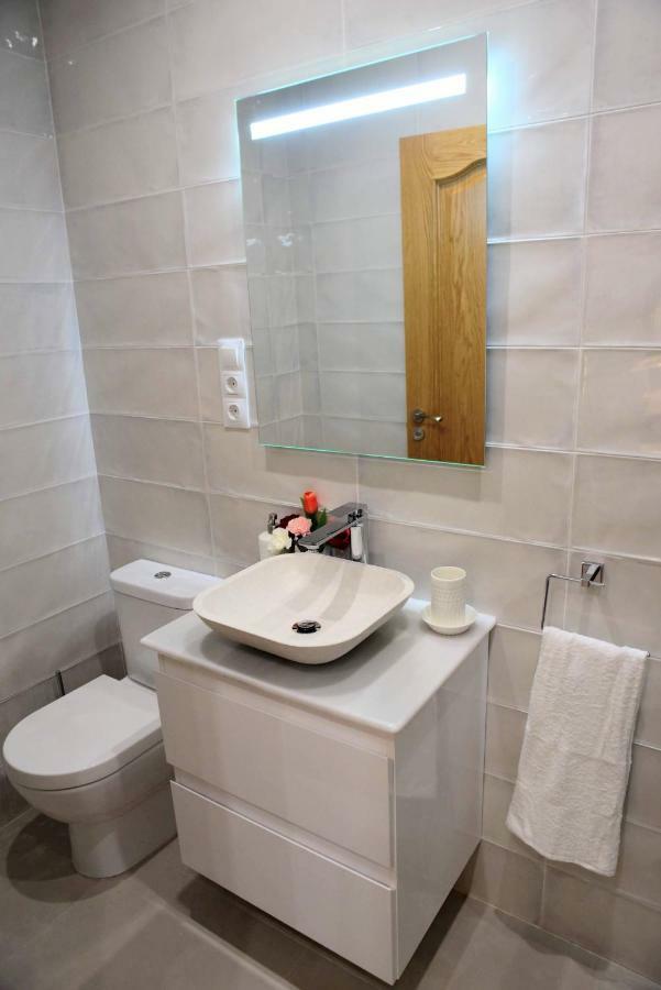 Cozy Apartment City Center Малага Екстер'єр фото